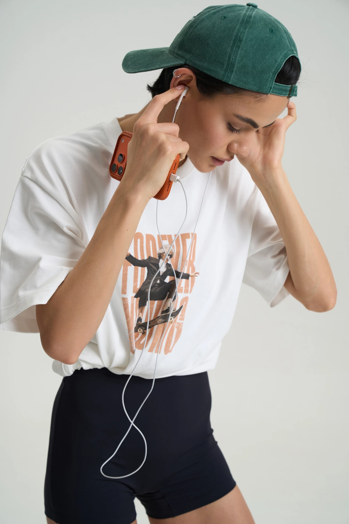 Футболка Forever Young из плотного трикотажа XS/S