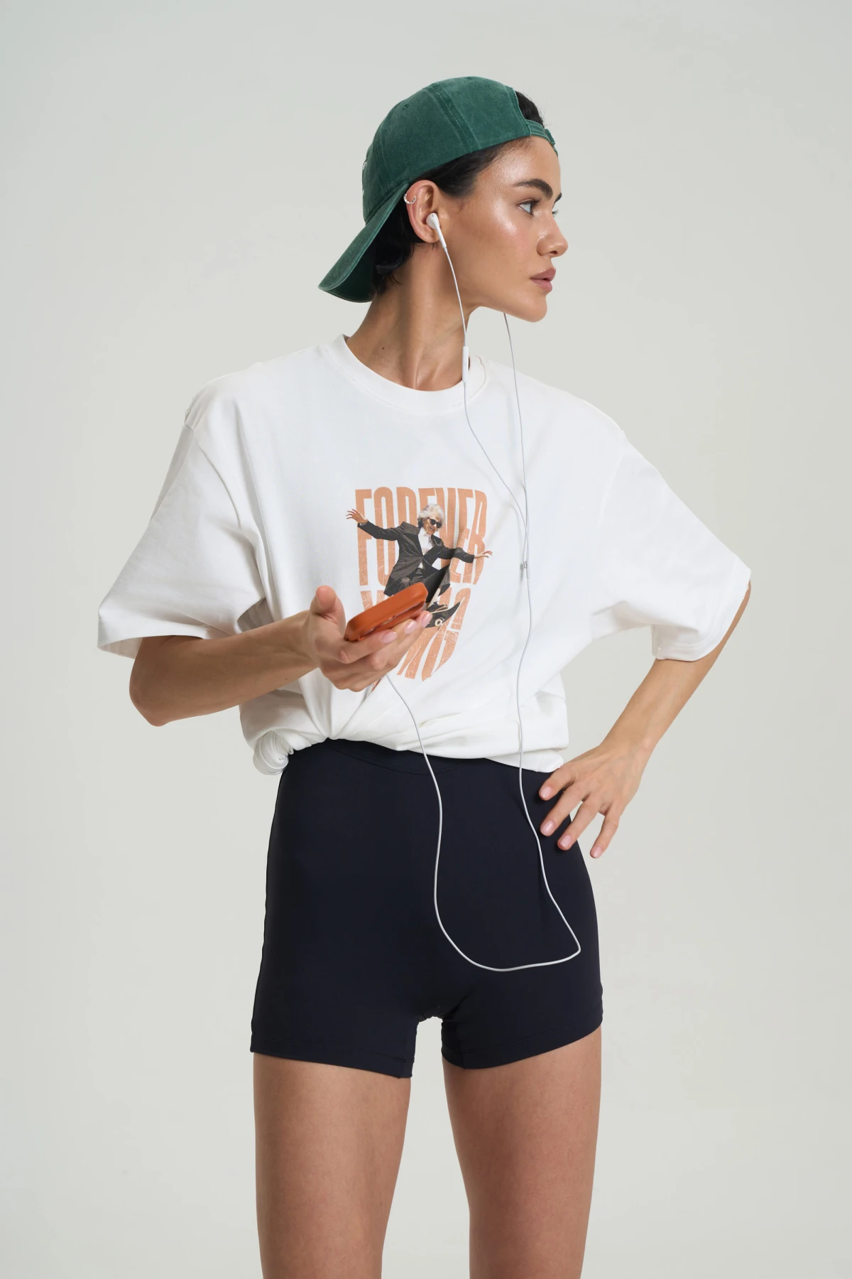 Футболка Forever Young из плотного трикотажа XS/S