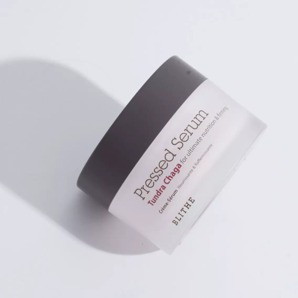 Спрессованная сыворотка-крем антивозрастная «Гриб Чага» Blithe Pressed Serum Tundra Chaga 50мл